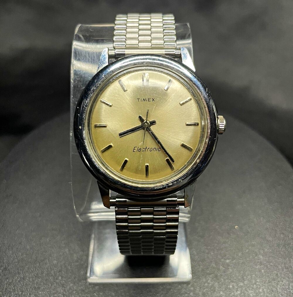 Vintage 1960s Timex Electronic Mens Watch Champagne Sunburst Dial SS *For Parts*